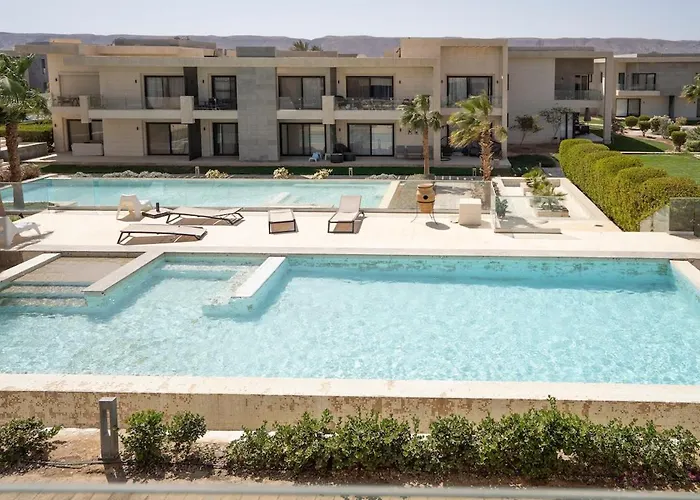 The G Cribs Lavish Sun! I Nesty Hospitality